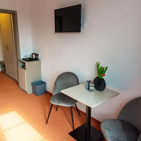 Pension Berlin Cheb Exterior photo